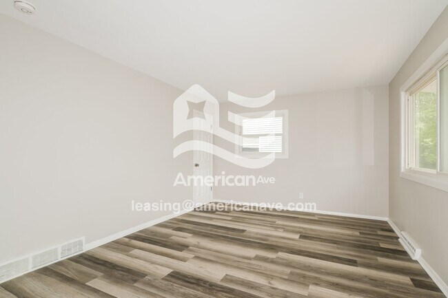 Foto del edificio - 11605 Larimore Rd
