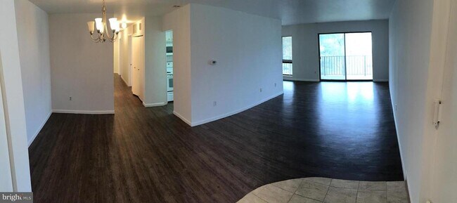 Foto del edificio - 13215 Dairymaid Dr