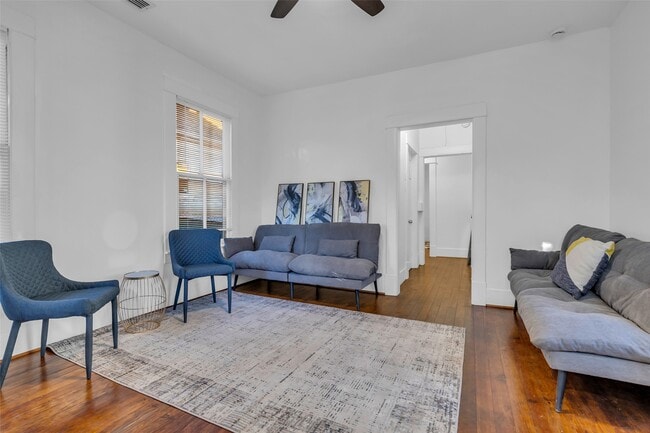 Foto del edificio - 611 Harvard St