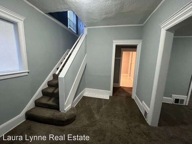 Building Photo - 3 br, 2 bath House - 3033 Park Ave