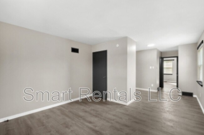 Foto del edificio - 3112 Arsenal St