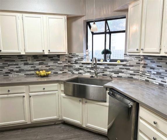 Foto principal - 16301 Ledgemont Ln