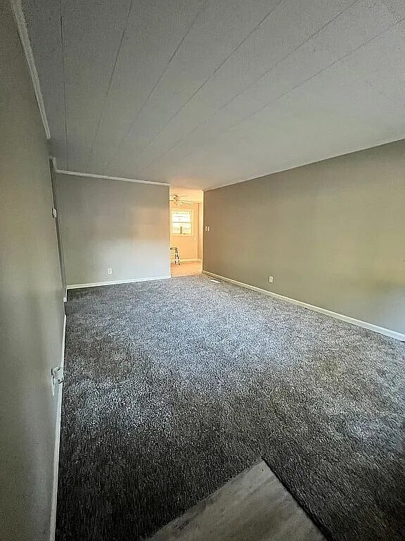 Foto del edificio - 1533 Hartford Rd
