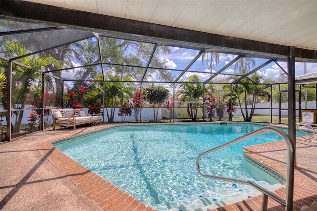 Foto del edificio - 2315 Minneola Rd