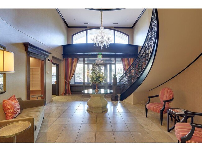Foto del edificio - 317 Groveland Ave