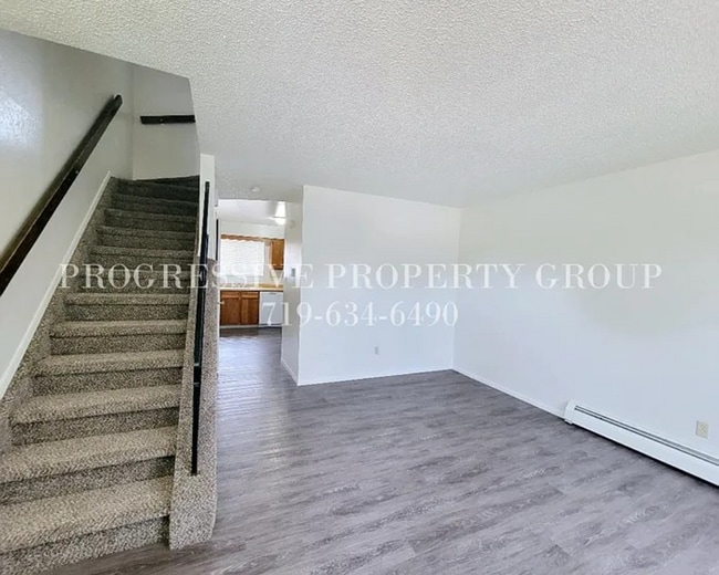 Building Photo - 49 Chestnut Dr