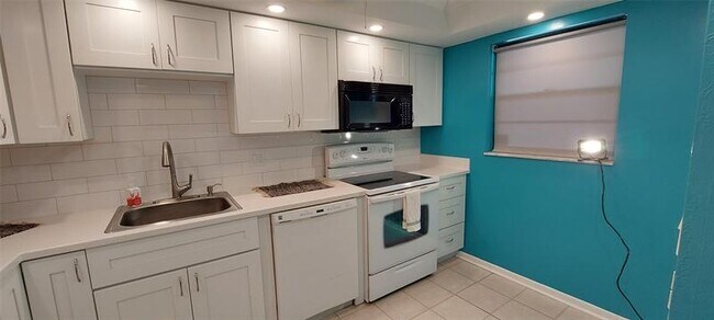 Foto del edificio - 367 S Federal Hwy