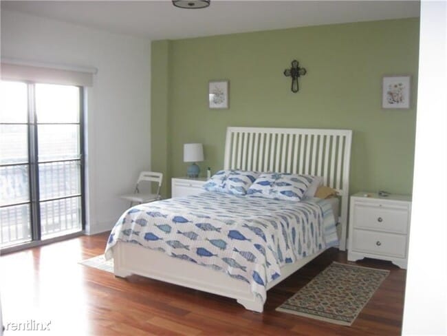 Building Photo - 2 br, 2 bath Condo - 2409 N Ocean Blvd Apt...