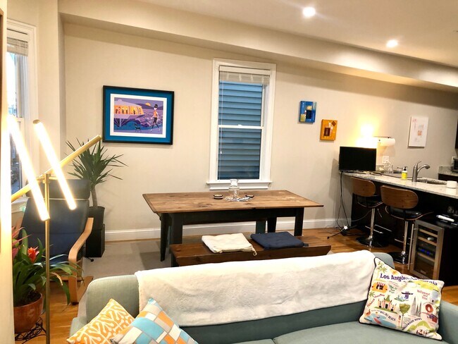 Foto del edificio - 19 Plymouth St