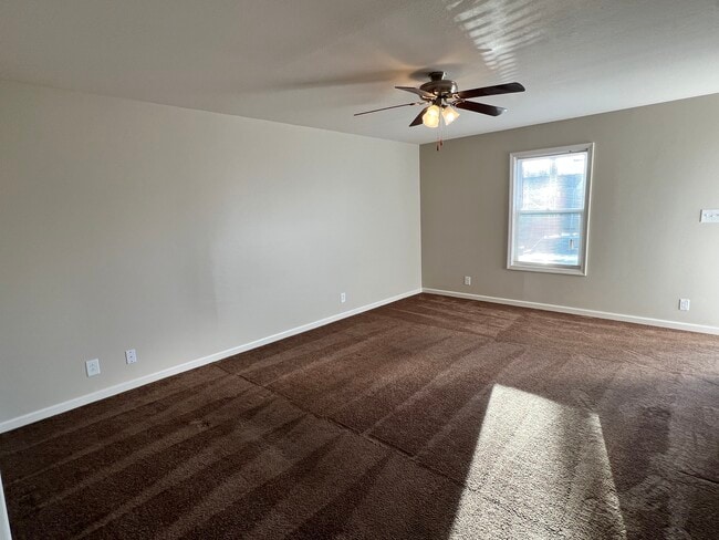 Building Photo - 533 Patriot Park Ct