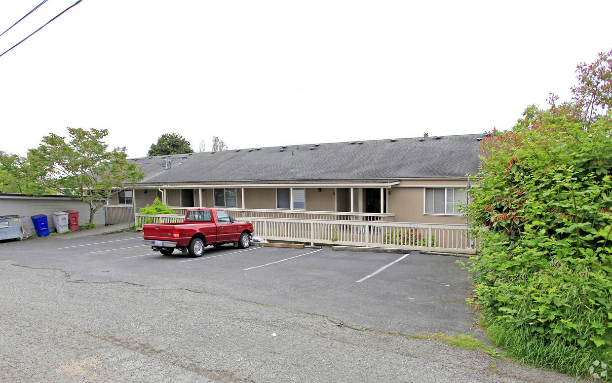 Building Photo - Sunrise Apartments