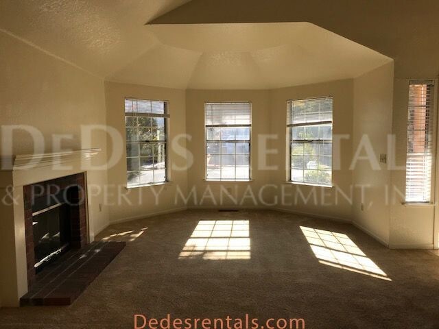 Foto del edificio - 2109 Crosspoint Ave