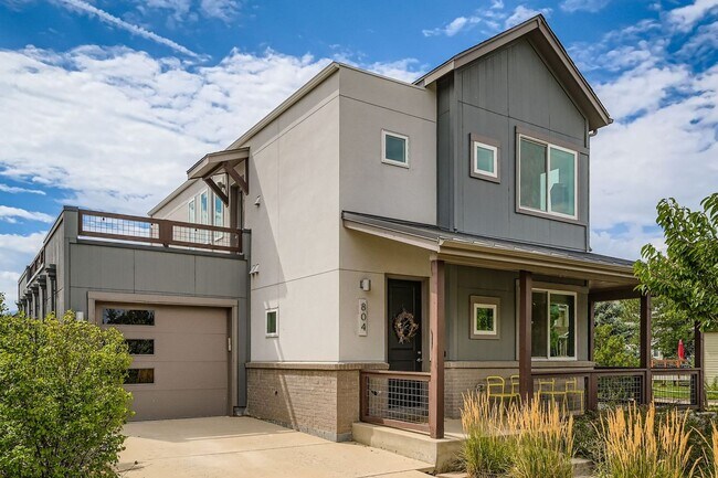 Photo - Gorgeous 4B/3.5B North Boulder - Available... House