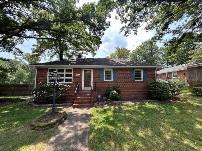 Building Photo - 8317 Mark Lawn Dr