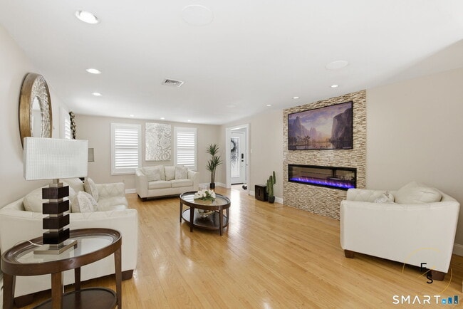 Foto del edificio - 508 Highland St