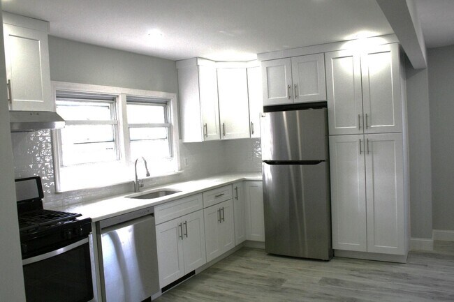 Foto del edificio - 16 Butler Blvd