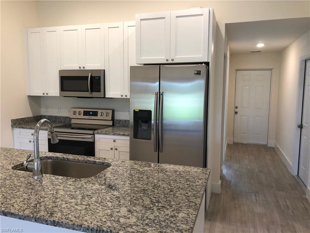 Primary Photo - 916 SW 7th Ct