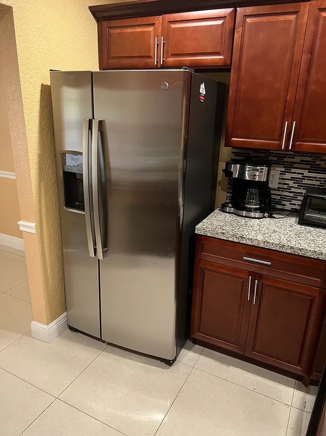 Foto del edificio - 813 NW 19th Ave