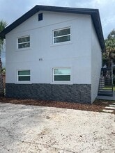 Building Photo - 415 W Park Ave