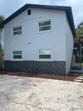 Building Photo - 415 W Park Ave