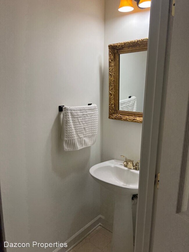 Foto del edificio - 3 br, 2.5 bath House - 8824 Deerland Court
