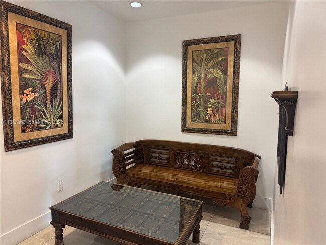 Foto del edificio - 2280 SW 32nd Ave