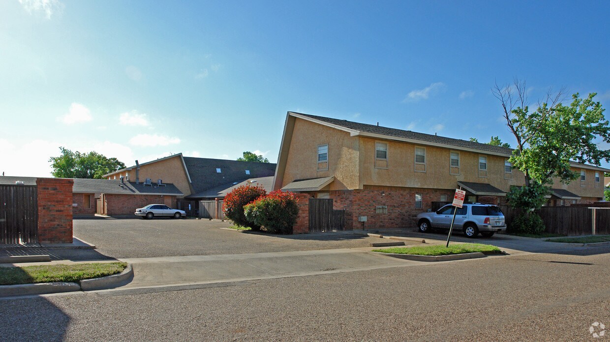 Orion On 50th Apartments At 5430 50th St Lubbock TX Apartments