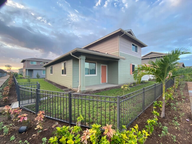 Building Photo - 91-1630-1630 Ula Ula Lp