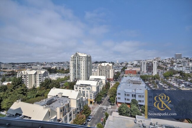 Building Photo - 1310 Fillmore St