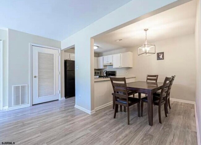 Foto del edificio - 281 Heather Croft