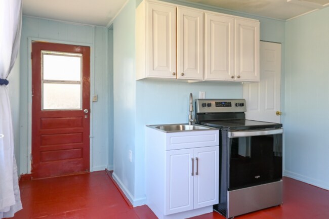 Building Photo - 110 Manako Ln