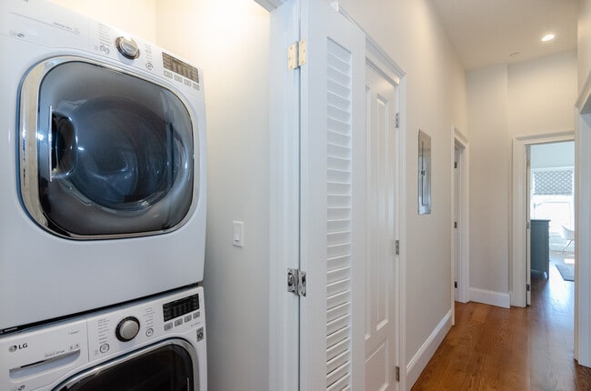 Washer and Dryer in unit. - 43 Essex St