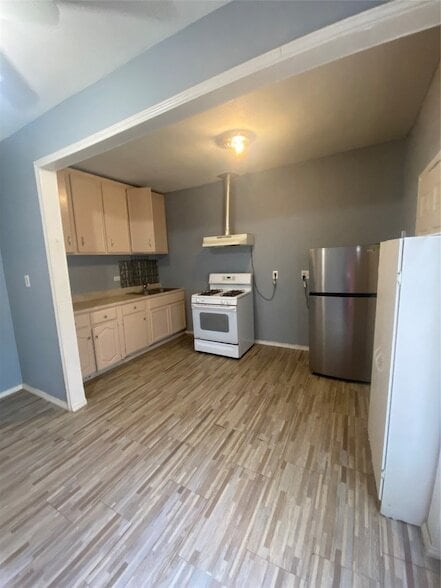 Foto del edificio - 5226 Terry St