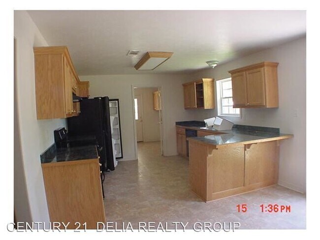 Building Photo - 3 br, 2 bath House - 213 West Hawthorne Rd