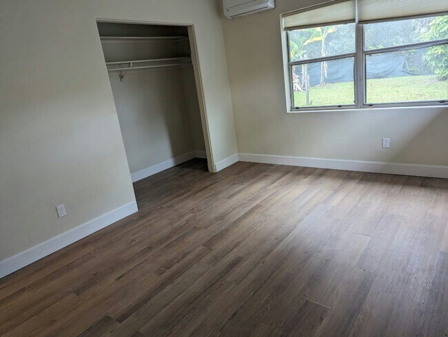 Foto del edificio - 1123 S Lee Ave