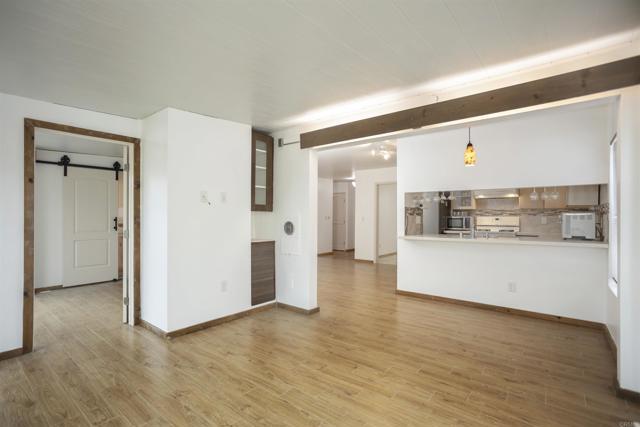 Building Photo - 7950 La Jolla Shores Dr