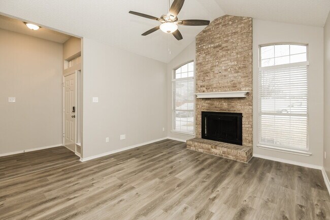 Building Photo - 5708 Shady Springs Trail