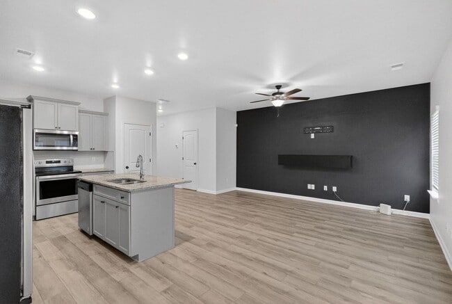 Building Photo - 7151 Chara Ln