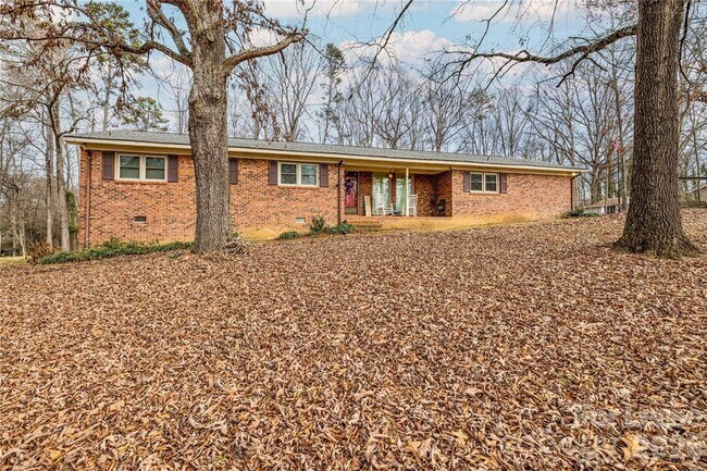 Building Photo - 24752 Kates Dr