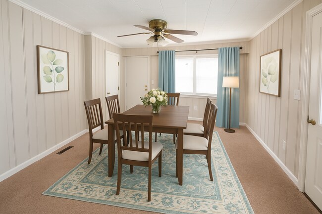 Foto del edificio - 2 Bedroom and 1.5 Bath Home- Greenwood (No Pets)