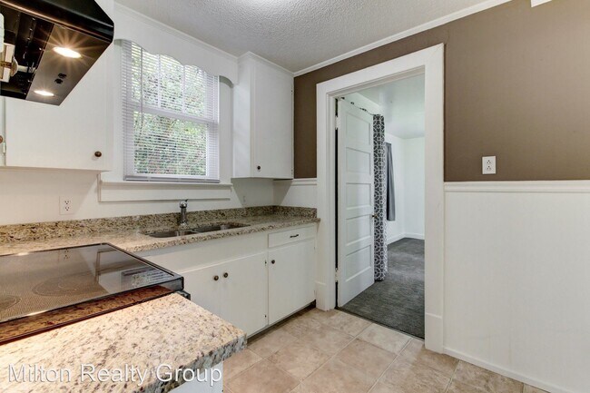 Foto del edificio - 3 br, 1.5 bath House - 523 S. 4th Street