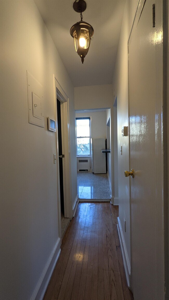 Foto del edificio - 1026 Washington St