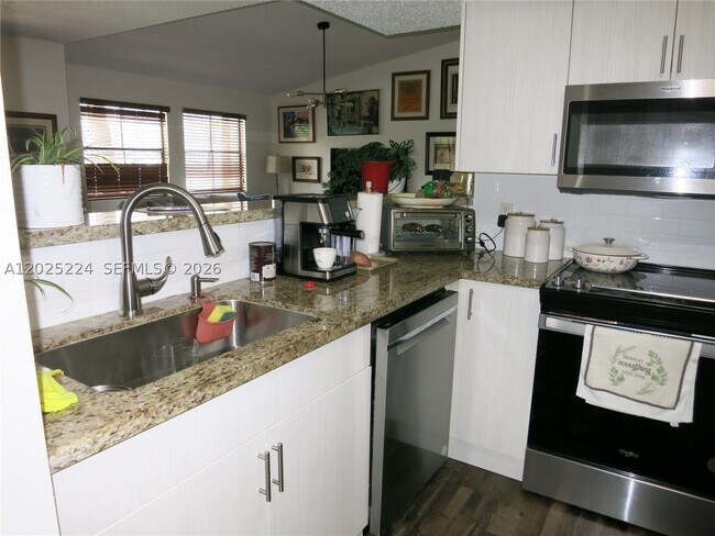 Foto del edificio - 15060 SW 103rd Terrace