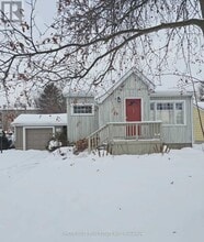 Building Photo - 326 Harvey St