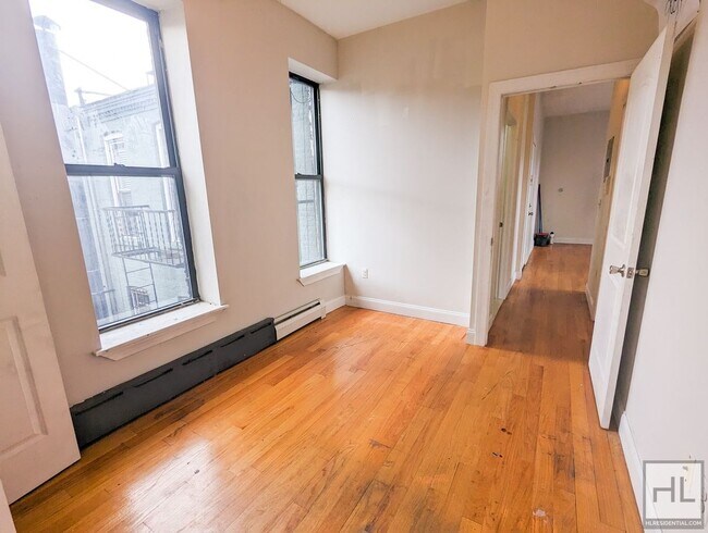 Building Photo - 383 W 125th St