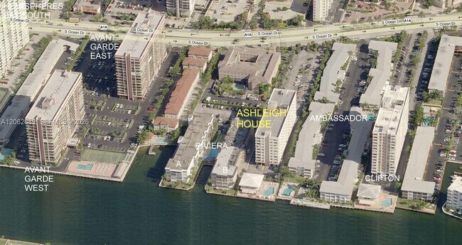 Foto del edificio - 3113 S Ocean Dr