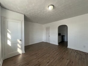 Building Photo - 408 N Wayne St