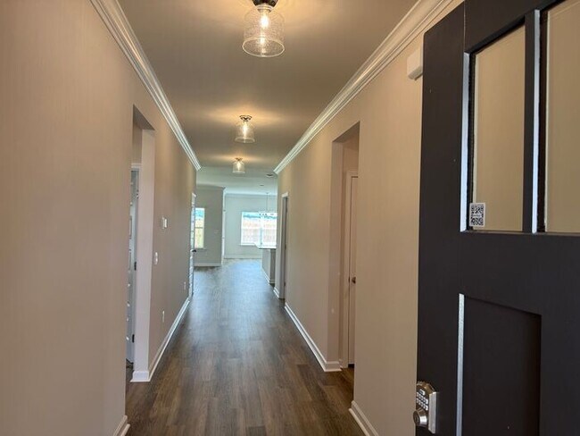 Building Photo - New Construction home with Fence and Neigh...