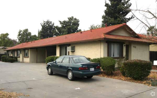 Primary Photo - 3809-3813 Tully Rd