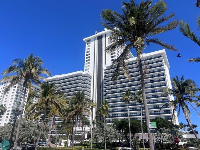 Building Photo - 3500 Galt Ocean Dr